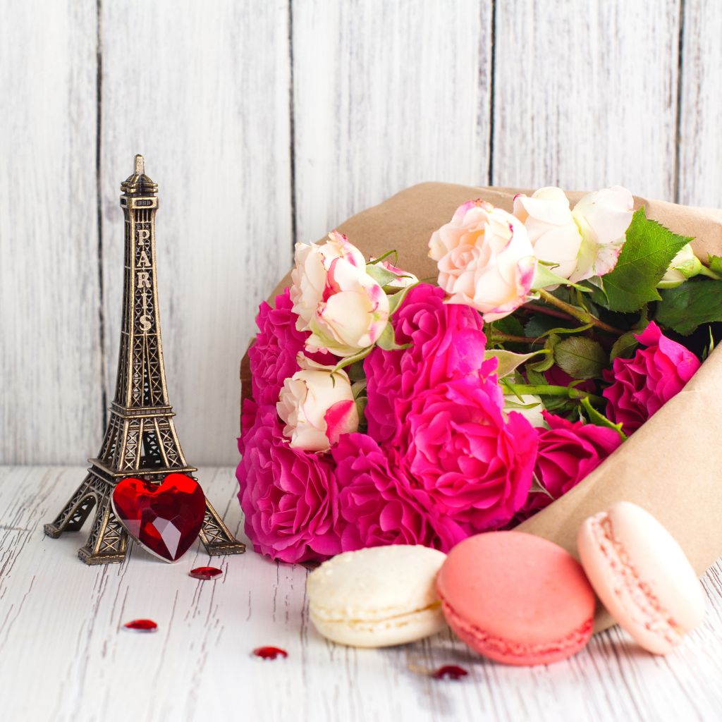 Macarons mit Blumen: Die perfekte Geschenkidee