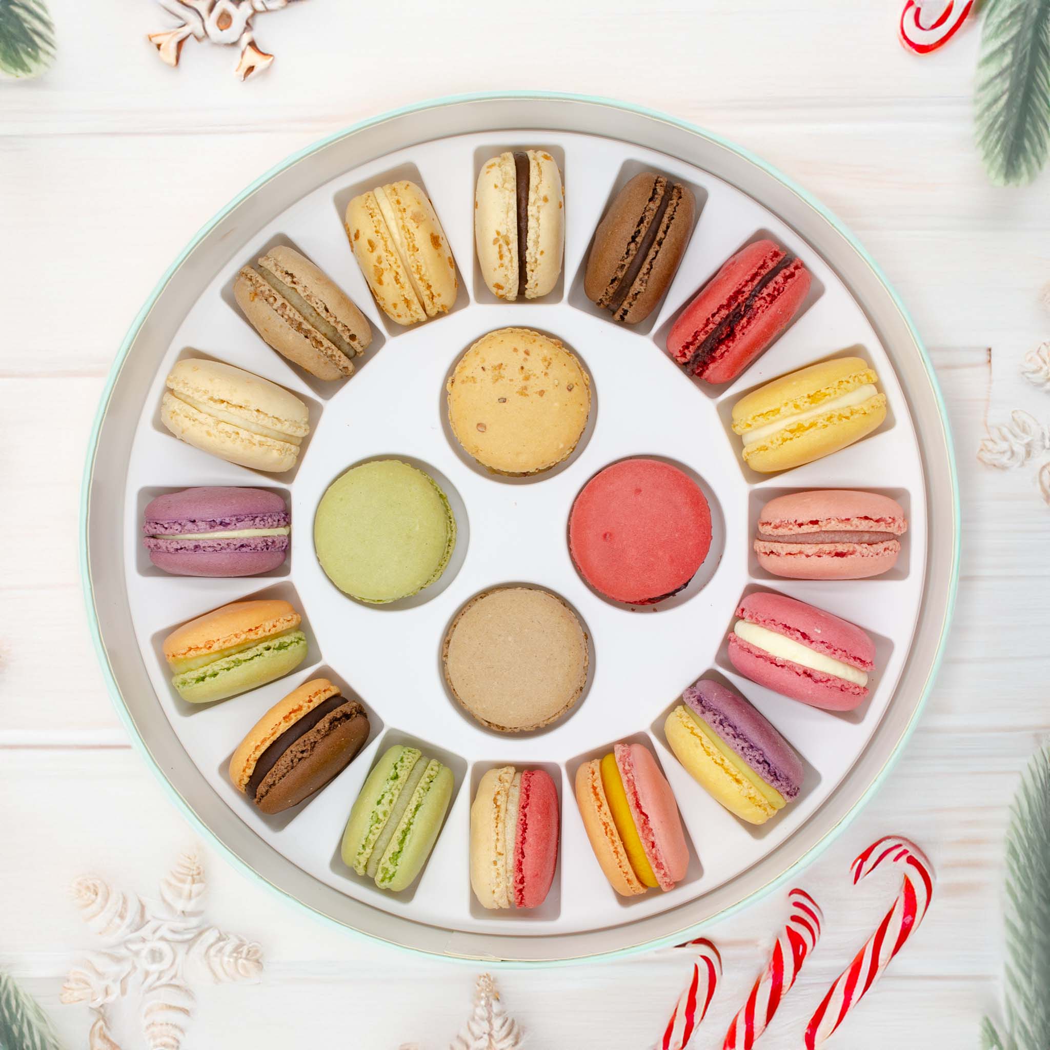 große Macaron Geschenkbox  - Winter Edition