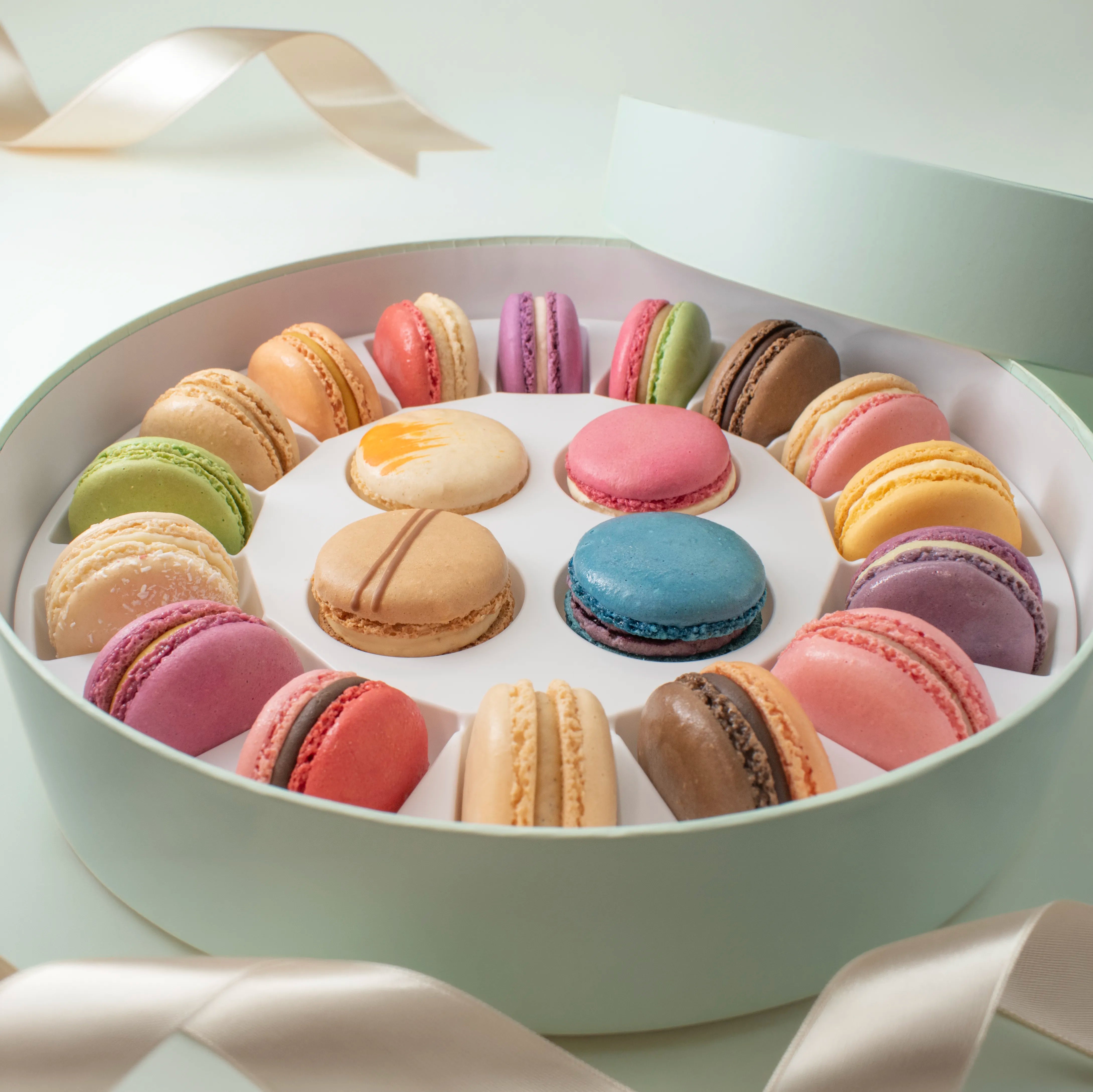 20er Macaron Geschenkbox  - Sortenkarussell