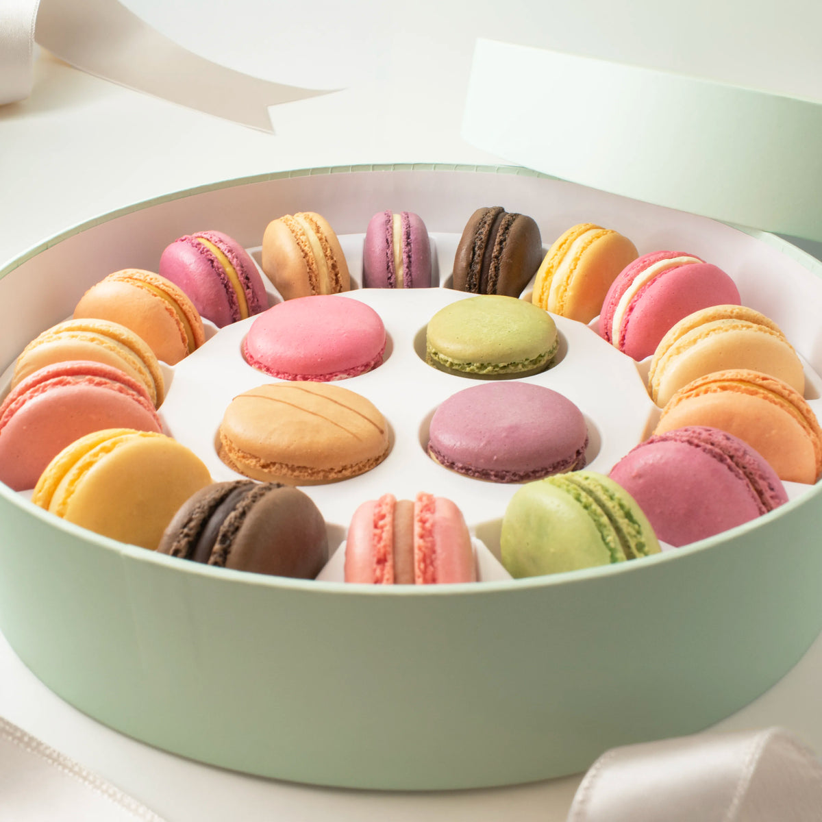 große Macaron Geschenkbox  - Haus Kollektion
