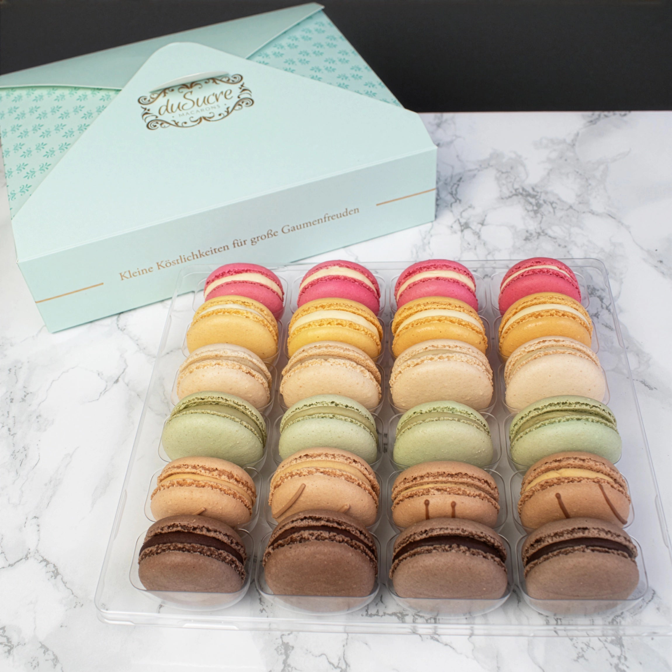 Family-Set – 24 Macarons für alle