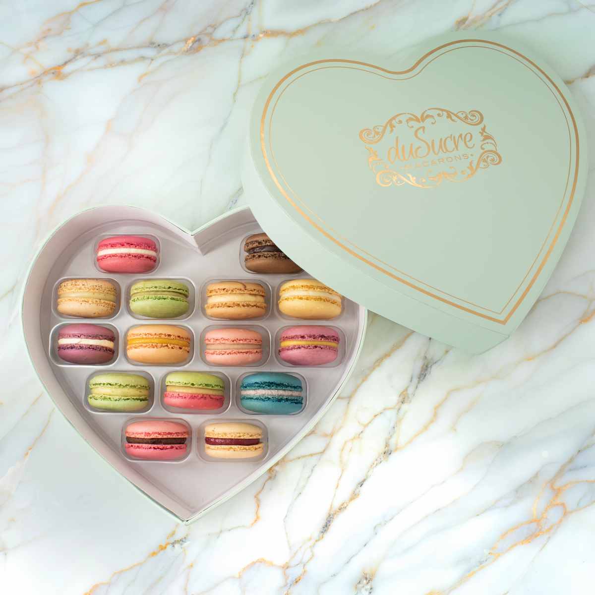 Herz Macaron Geschenkbox - Haus Kollektion (ohne Alkohol)