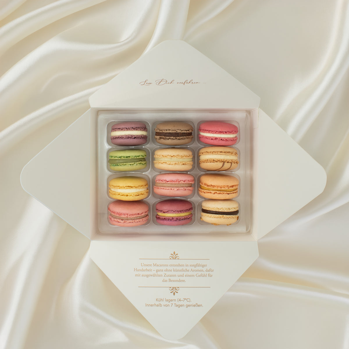 Macaron-Geschenkbox mit Botschaft – 12 Stück